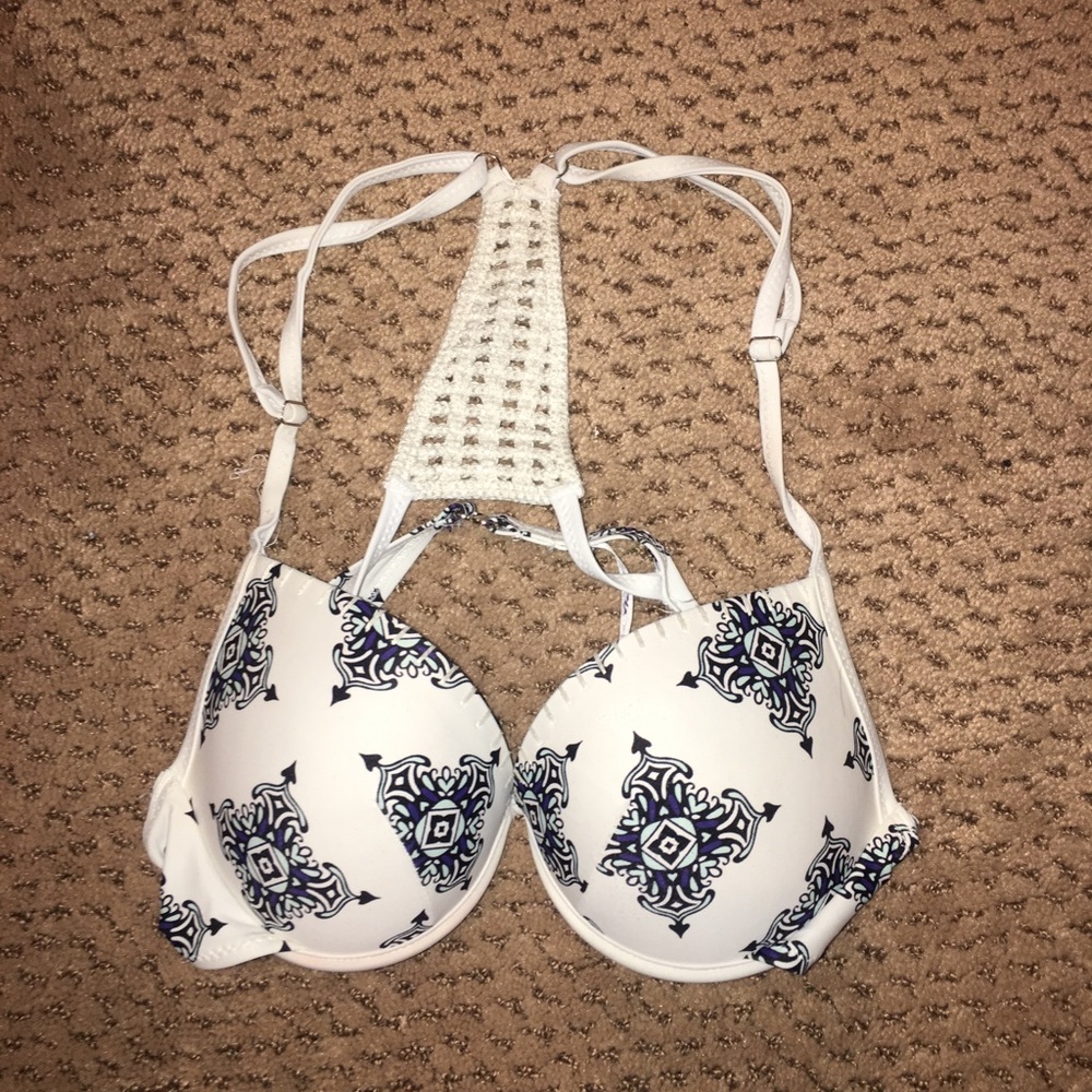 Bikini top